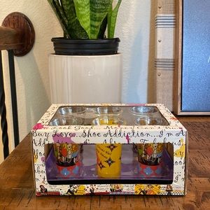 DELISH - Assorted Shot Glasses with Tray - Never Used.